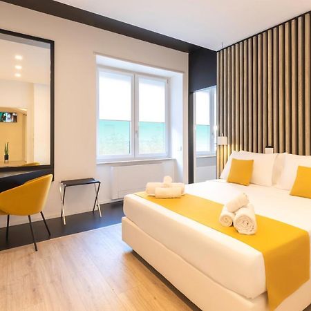 Metropolitan Rooms Cagliari Bagian luar foto