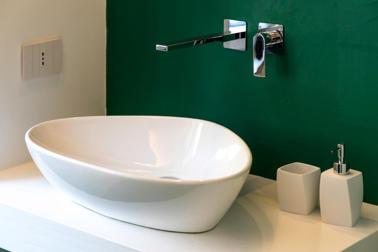 Metropolitan Rooms Cagliari Bagian luar foto